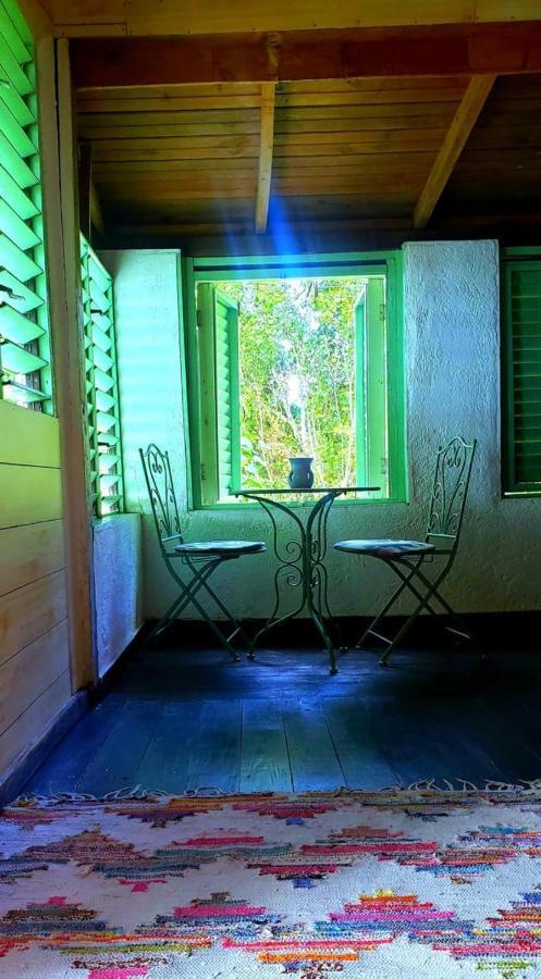 Ginger Lodge Cottage, Peters Rock, Woodford Po St Andrew, Jamaica - This Property Is Not In Jacks Hill Kingston Buitenkant foto